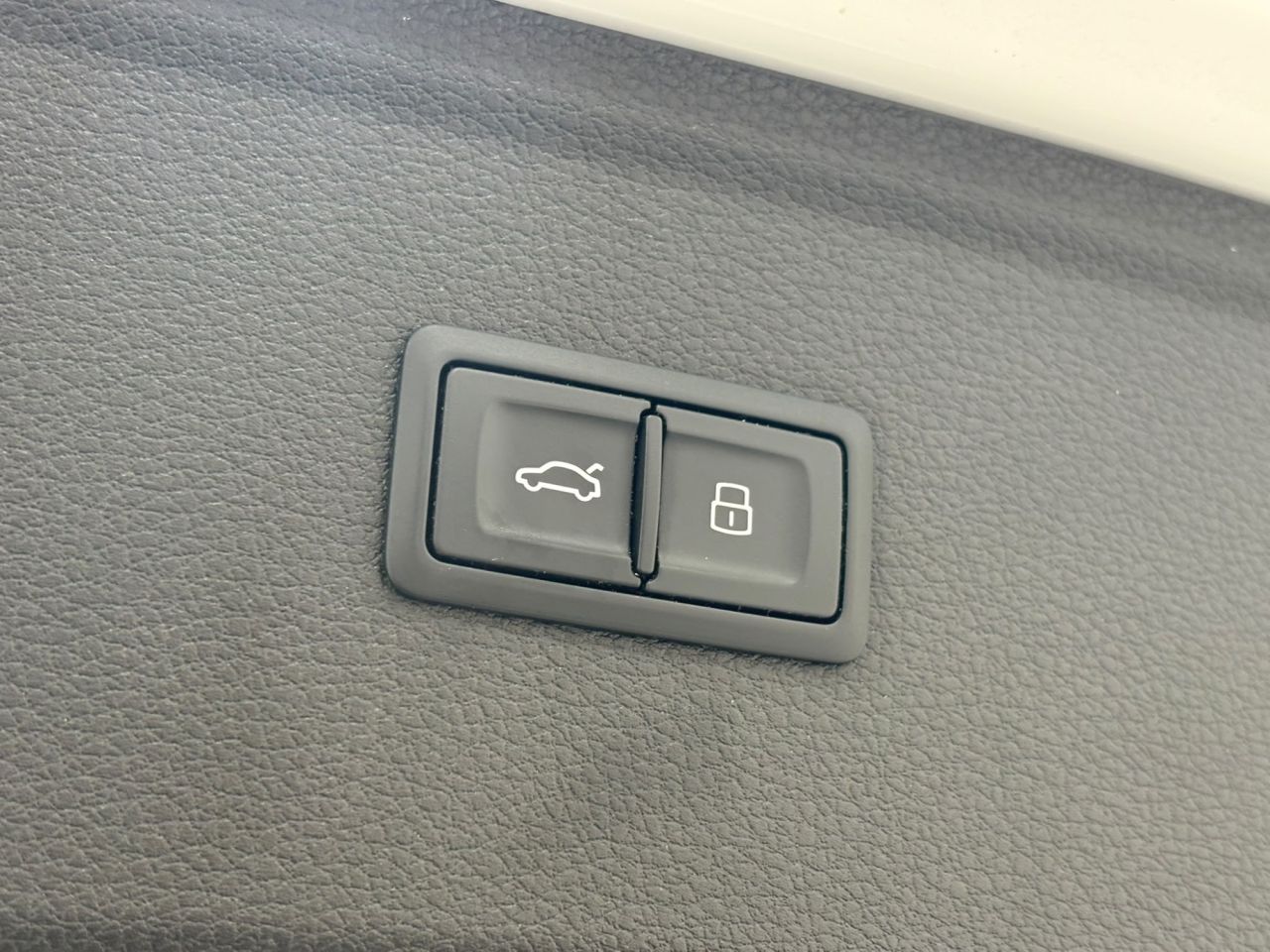 2017 AUDI Q5 S Line - vehicle photo 59 for sale on PureCar