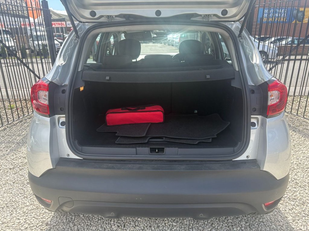 2016 Renault Captur — image 9