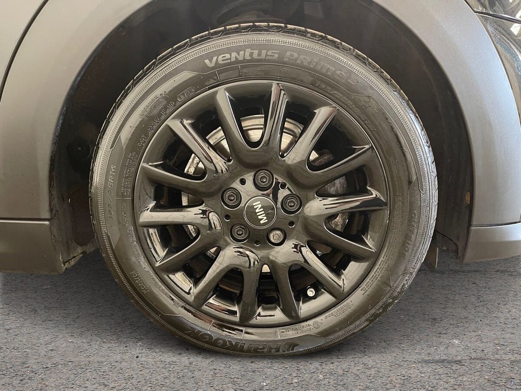 2022 MINI Hatch — image 7