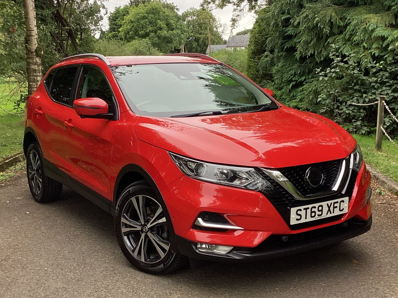 2019 NISSAN QASHQAI 1.3 DIG-T N-Connecta SUV 5dr Petrol Manual Euro 6 (s/s) (140 ps) - vehicle photo 3 for sale on PureCar