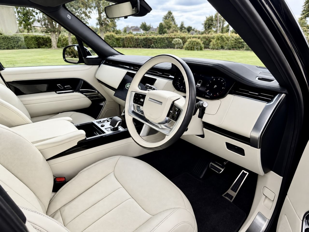 2022 LAND ROVER RANGE ROVER 3.0 D300 MHEV HSE SUV 5dr Diesel Auto 4WD Euro 6 (s/s) (300 ps) - vehicle photo 4 for sale on PureCar