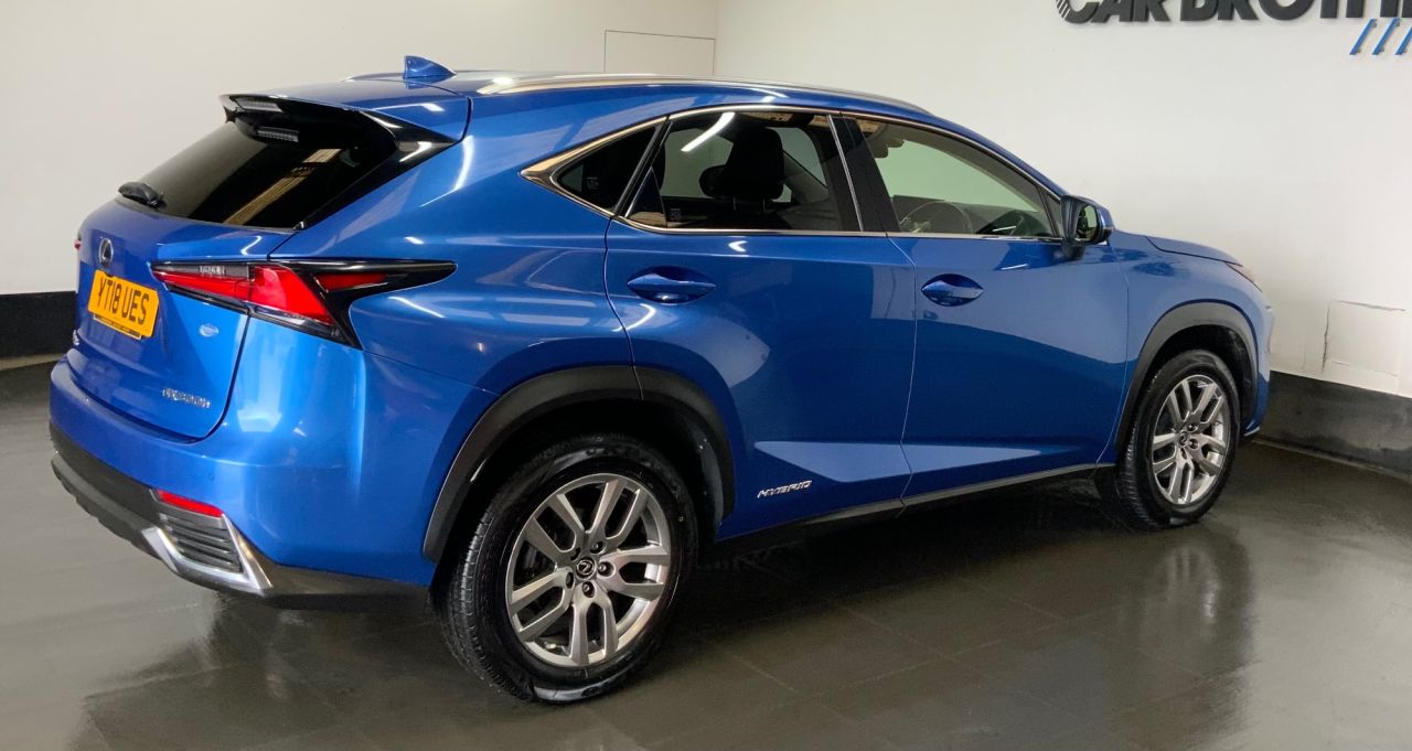 2018 LEXUS NX 2.5 300h Luxury SUV 5dr Petrol Hybrid E-CVT 4WD Euro 6 (s/s) (197 ps) - vehicle photo 10 for sale on PureCar