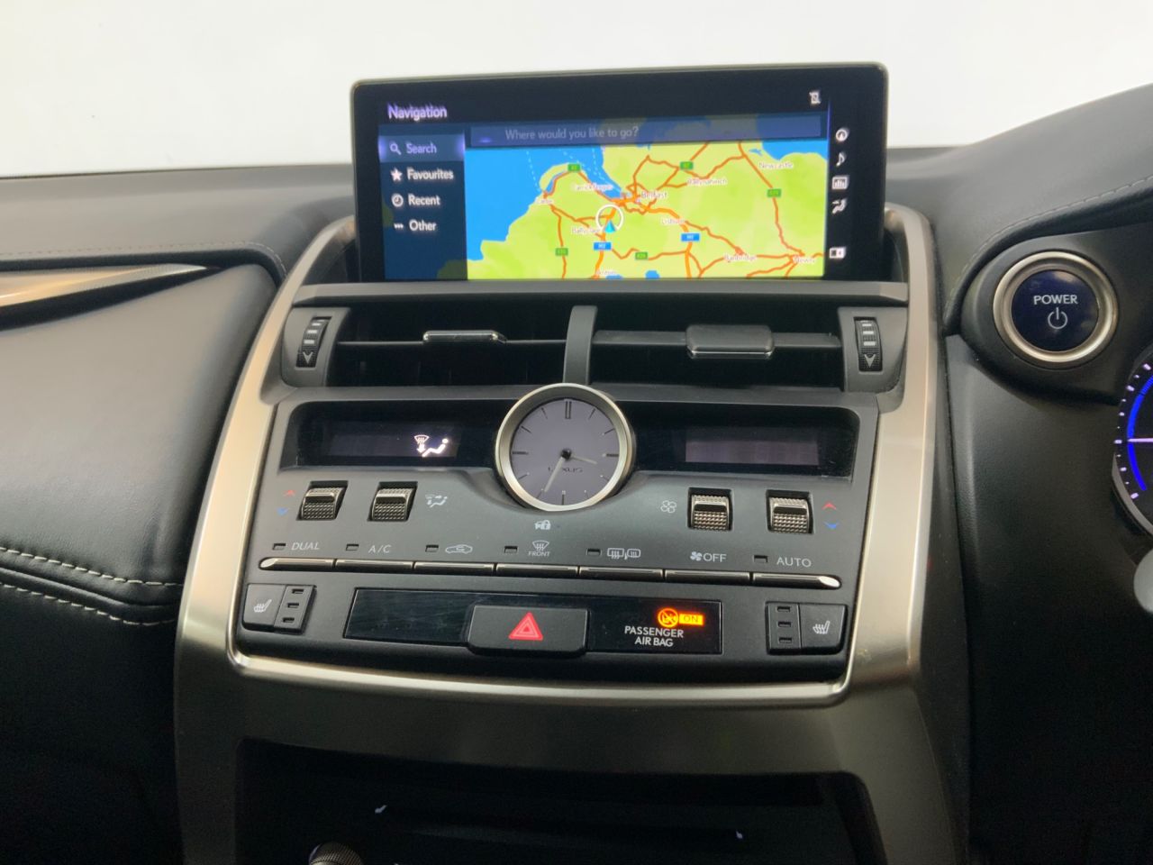 2018 LEXUS NX 2.5 300h Luxury SUV 5dr Petrol Hybrid E-CVT 4WD Euro 6 (s/s) (197 ps) - vehicle photo 27 for sale on PureCar