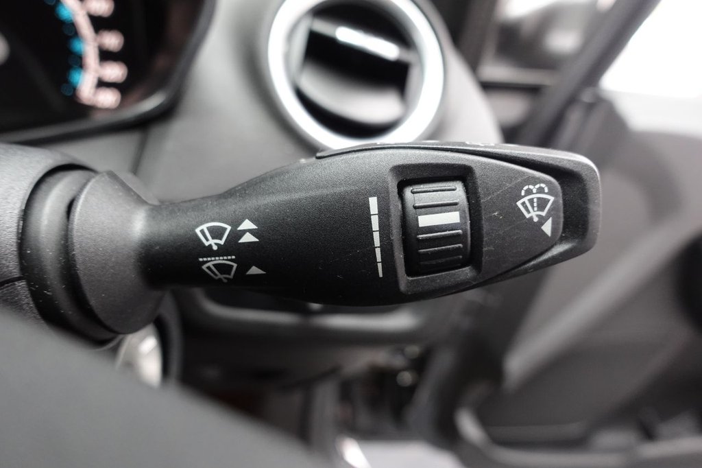 2017 Ford Fiesta — image 17