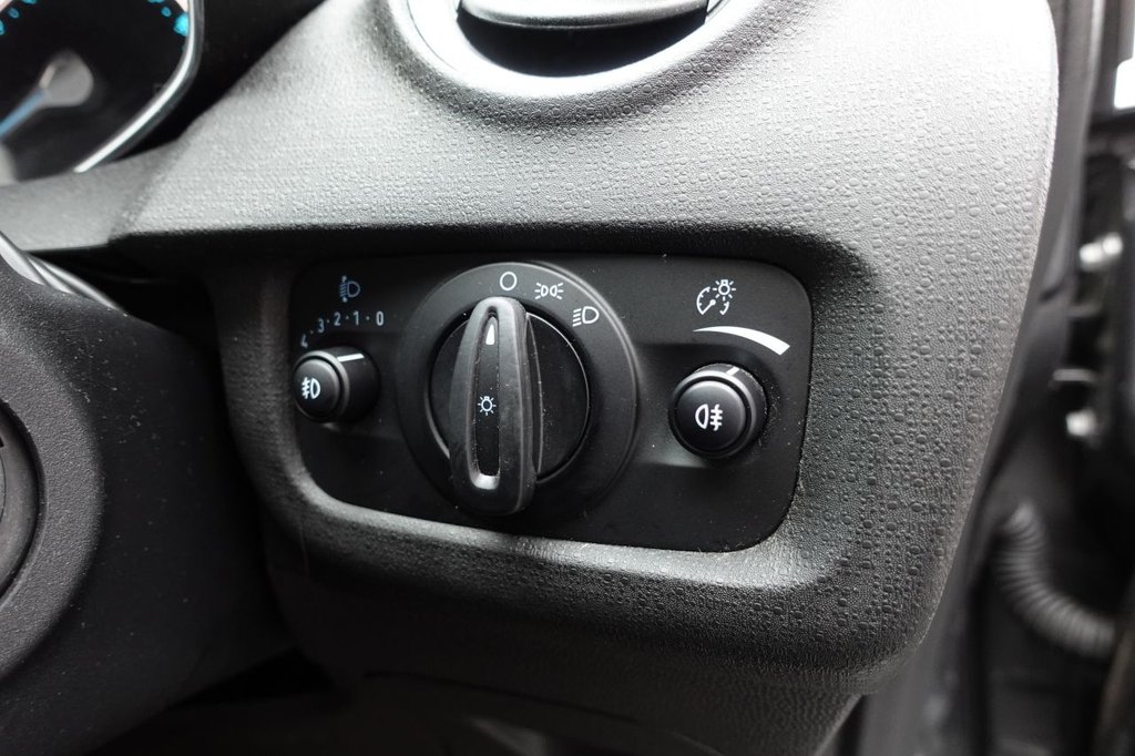 2017 Ford Fiesta — image 21