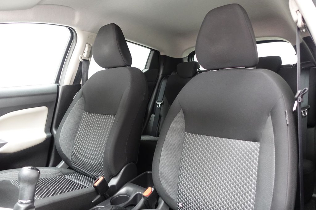 2019 Nissan Micra — image 10
