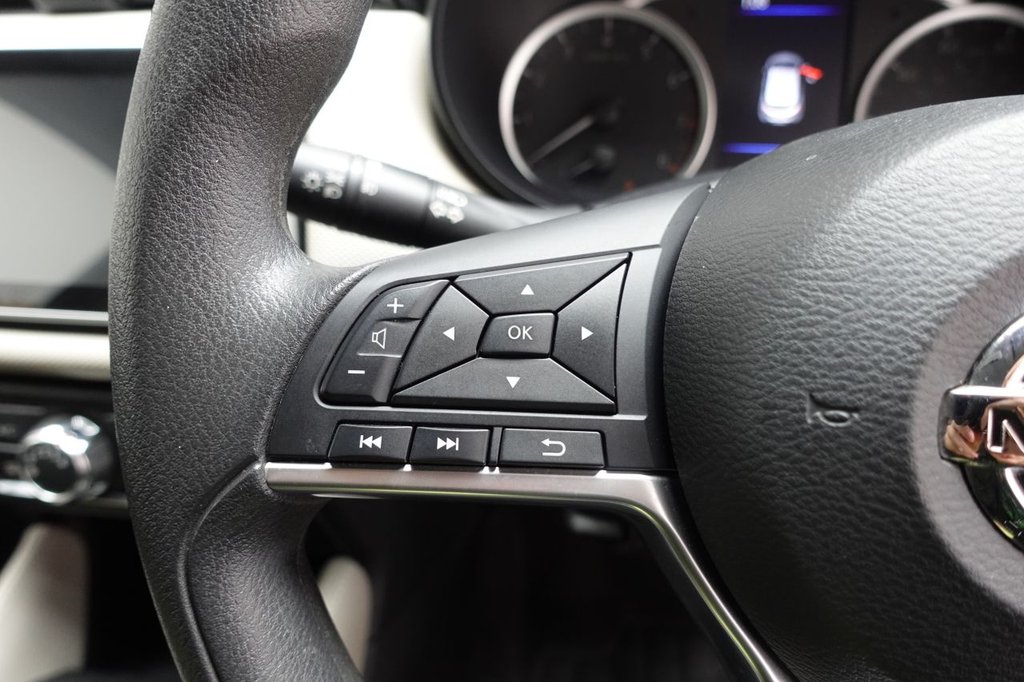 2019 Nissan Micra — image 18