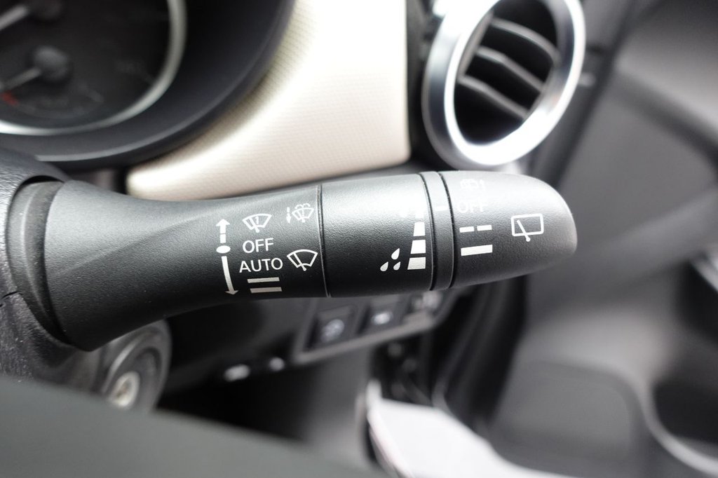 2019 Nissan Micra — image 21