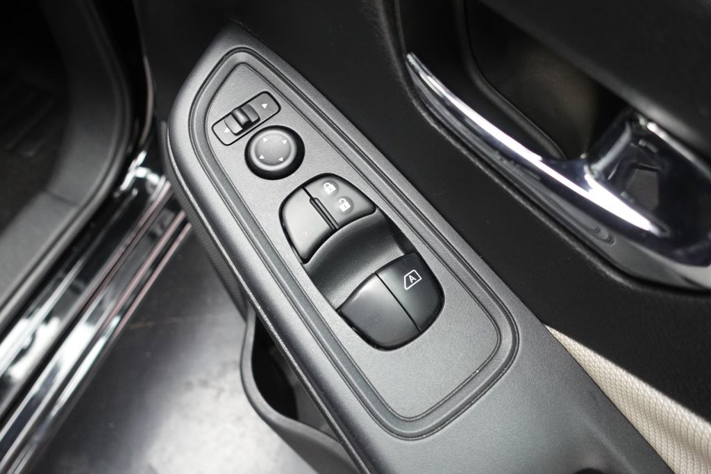 2019 Nissan Micra — image 26