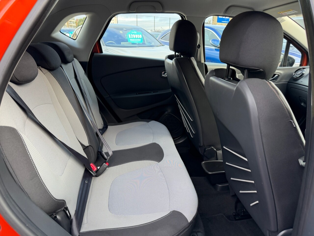 2014 RENAULT CAPTUR 0.9 TCe ENERGY Dynamique MediaNav SUV 5dr Petrol Manual Euro 5 (s/s) (90 ps - vehicle photo 23 for sale on PureCar