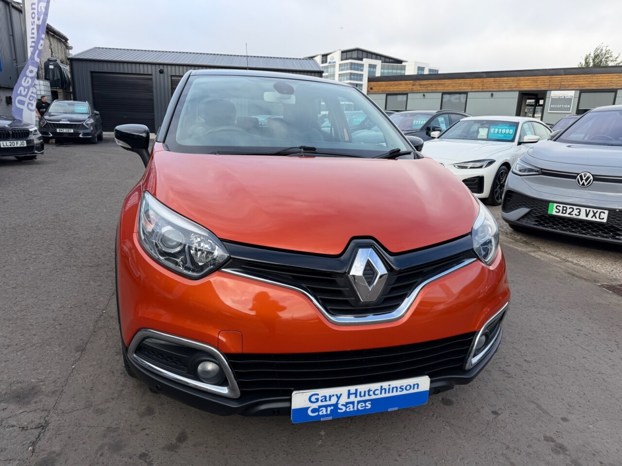 2014 RENAULT CAPTUR 0.9 TCe ENERGY Dynamique MediaNav SUV 5dr Petrol Manual Euro 5 (s/s) (90 ps - vehicle photo 9 for sale on PureCar