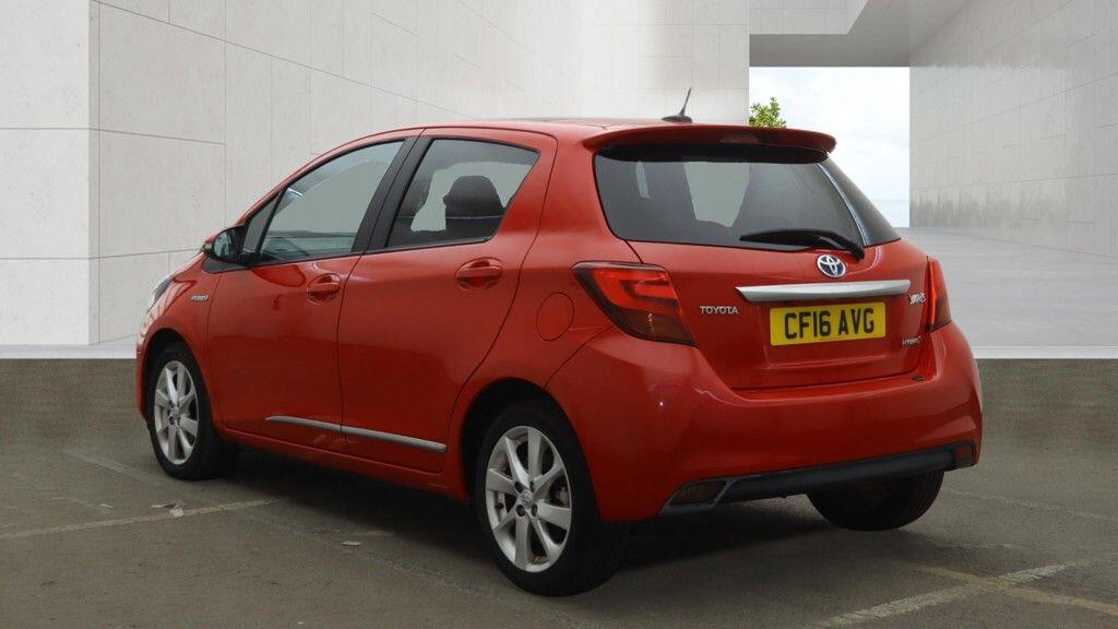 2016 16 TOYOTA YARIS