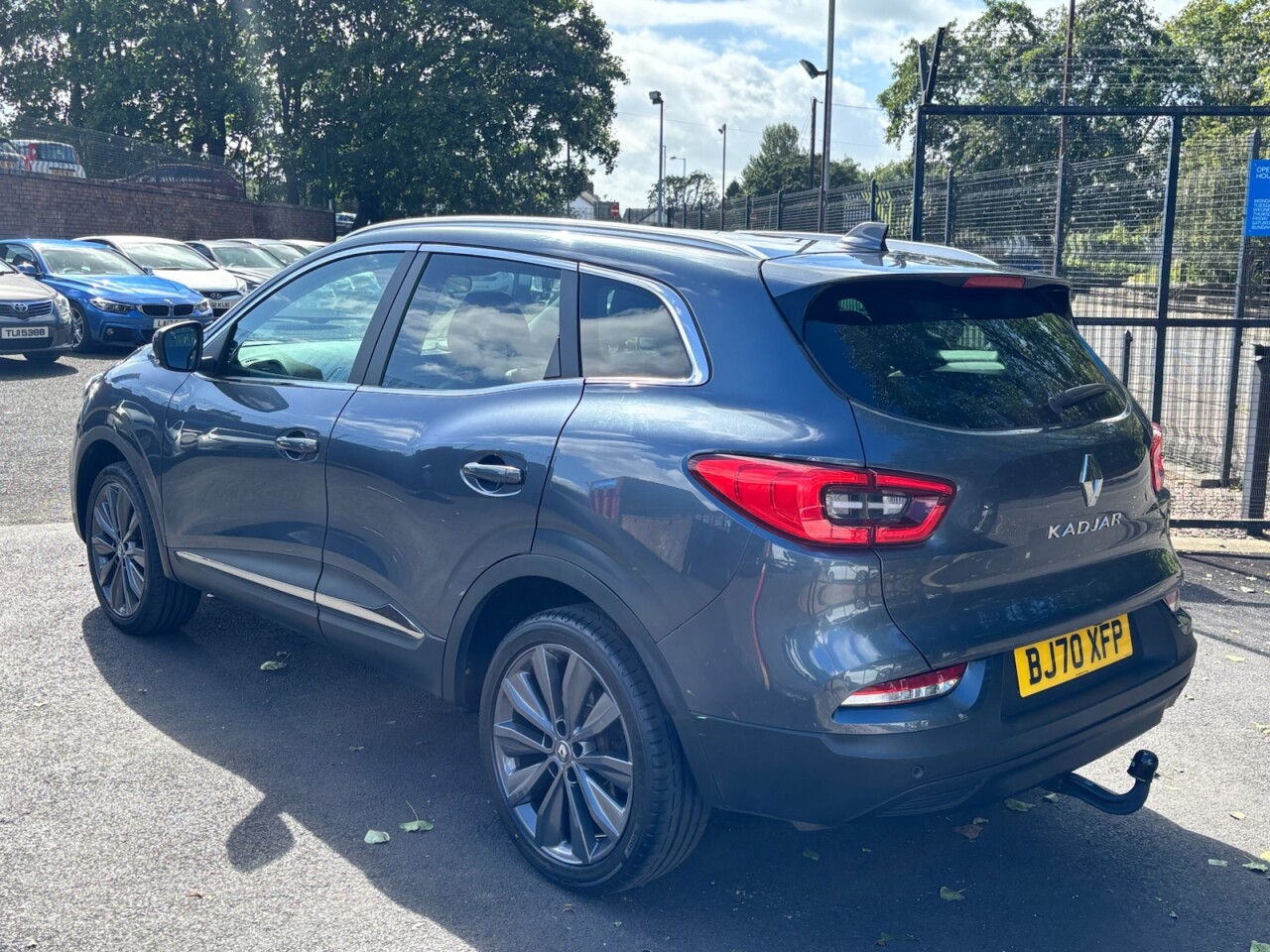 2020 RENAULT KADJAR 1.5 Blue dCi Iconic SUV 5dr Diesel EDC Euro 6 (s/s) (115 ps) - vehicle photo 5 for sale on PureCar