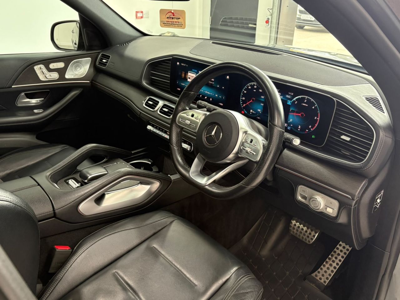 2020 MERCEDES GLE 2.9 GLE350d AMG Line (Premium Plus) SUV 5dr Diesel G-Tronic 4MATIC Euro 6 ( - vehicle photo 28 for sale on PureCar