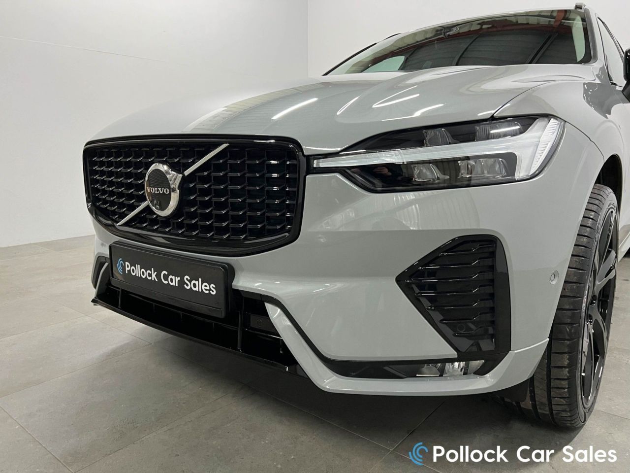 2025 VOLVO XC60 2.0 B5 MHEV Plus SUV 5dr Petrol Hybrid Auto AWD Euro 6 (s/s) (250 ps) 22",3 - vehicle photo 16 for sale on PureCar