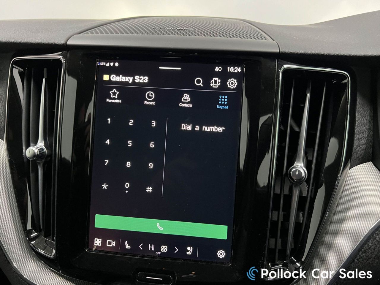 2025 VOLVO XC60 2.0 B5 MHEV Plus SUV 5dr Petrol Hybrid Auto AWD Euro 6 (s/s) (250 ps) 22",3 - vehicle photo 62 for sale on PureCar