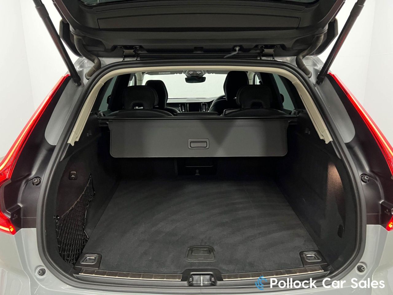2025 VOLVO XC60 2.0 B5 MHEV Plus SUV 5dr Petrol Hybrid Auto AWD Euro 6 (s/s) (250 ps) 22",3 - vehicle photo 66 for sale on PureCar