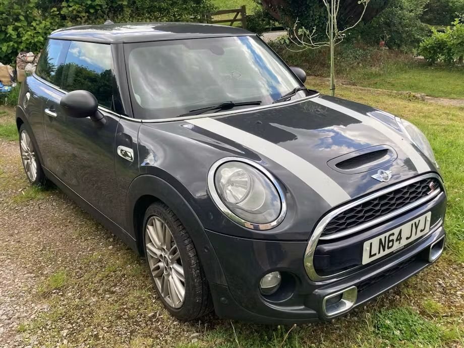 2014 MINI HATCH