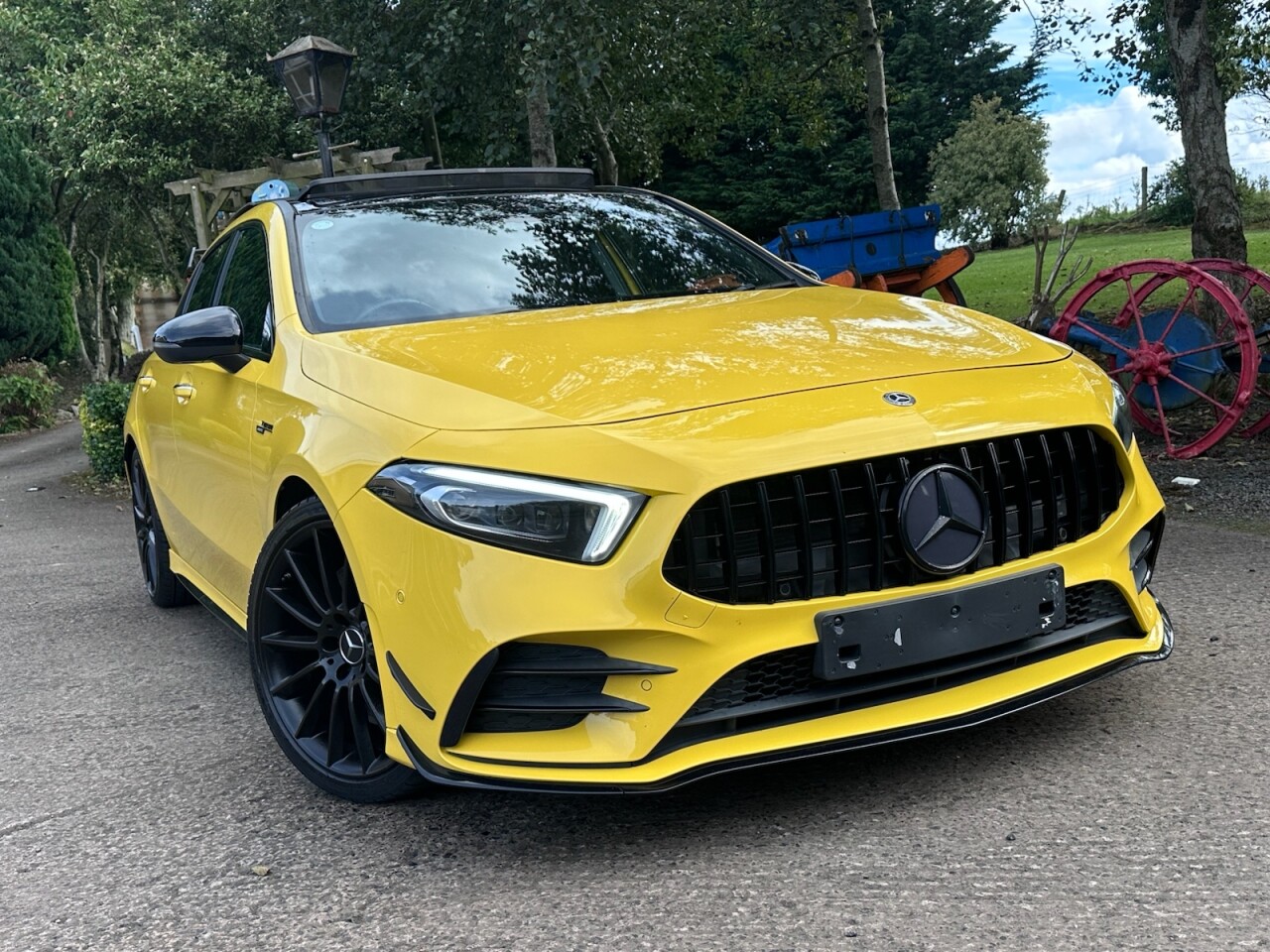 2019 MERCEDES A CLASS 2.0 A35 AMG (Premium Plus) Hatchback 5dr Petrol SpdS DCT 4MATIC Euro 6 (s/s - vehicle photo 8 for sale on PureCar