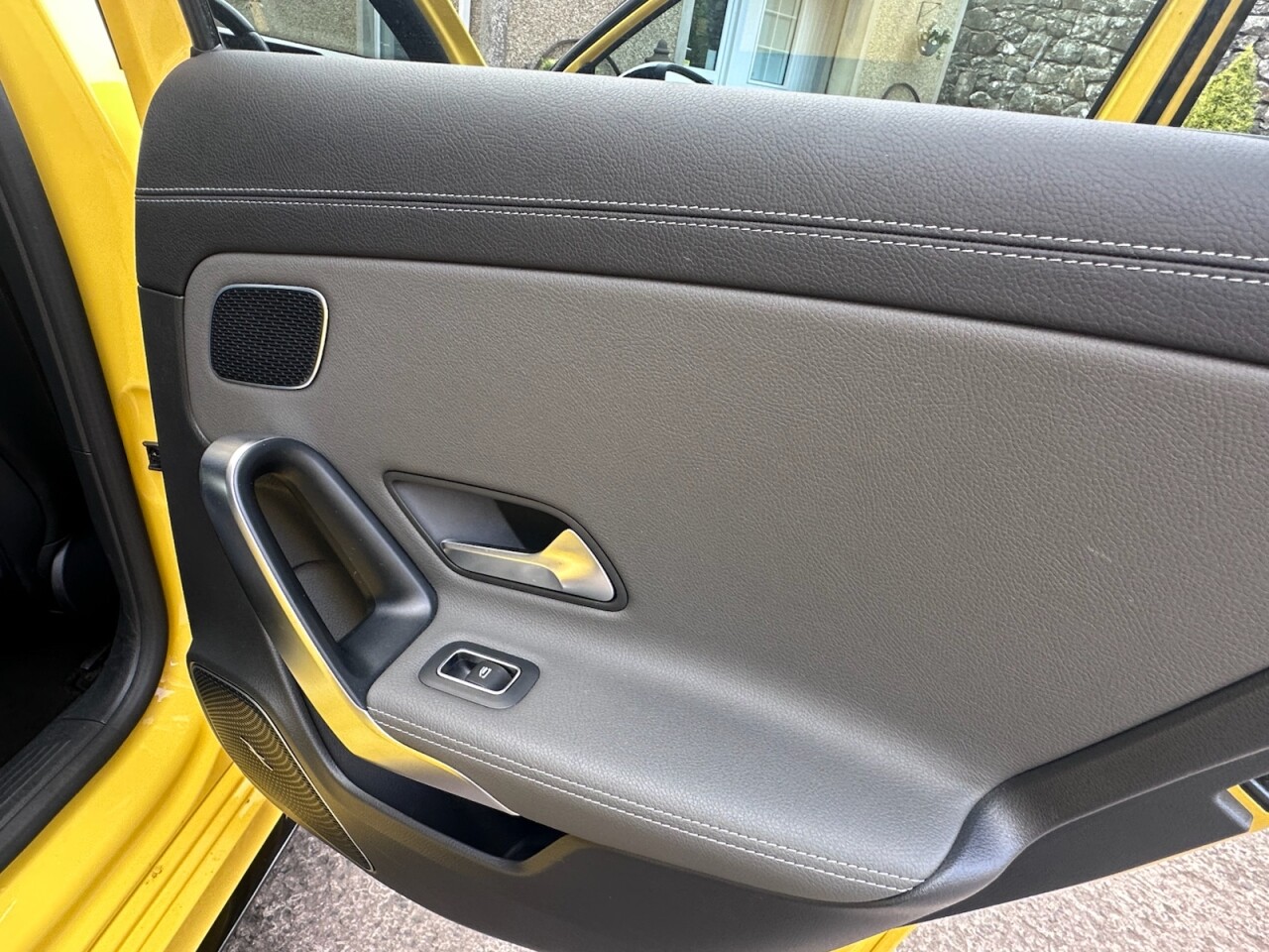 2019 MERCEDES A CLASS 2.0 A35 AMG (Premium Plus) Hatchback 5dr Petrol SpdS DCT 4MATIC Euro 6 (s/s - vehicle photo 14 for sale on PureCar