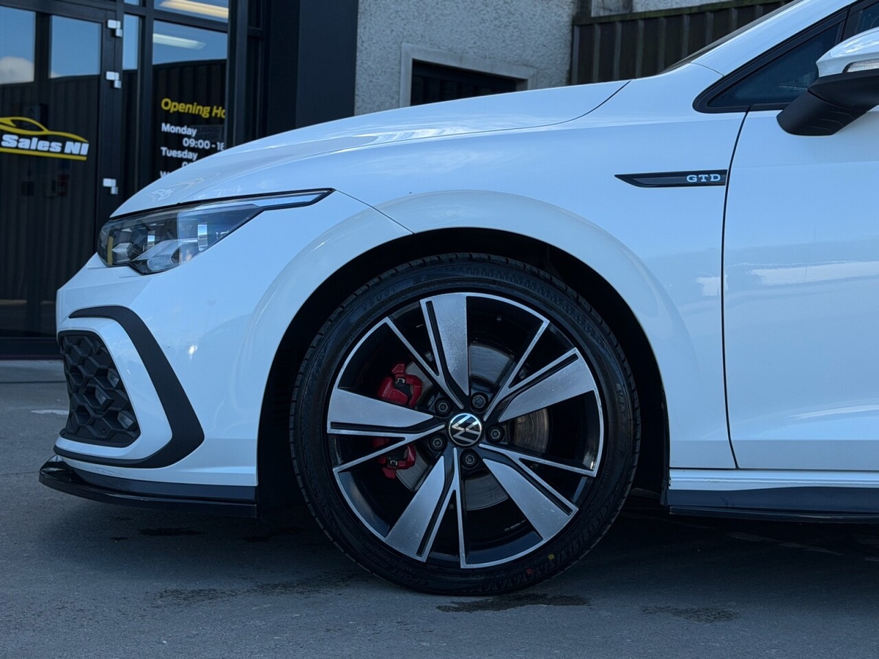 2022 VOLKSWAGEN GOLF 2.0 TDI GTD Hatchback 5dr Diesel DSG Euro 6 (s/s) (200 ps) - vehicle photo 6 for sale on PureCar