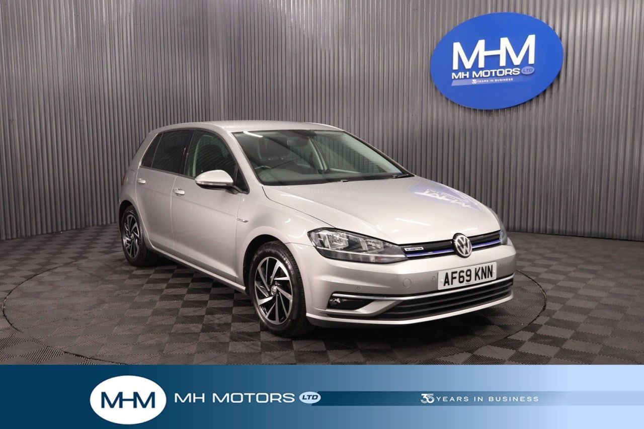 VOLKSWAGEN GOLF 2019
