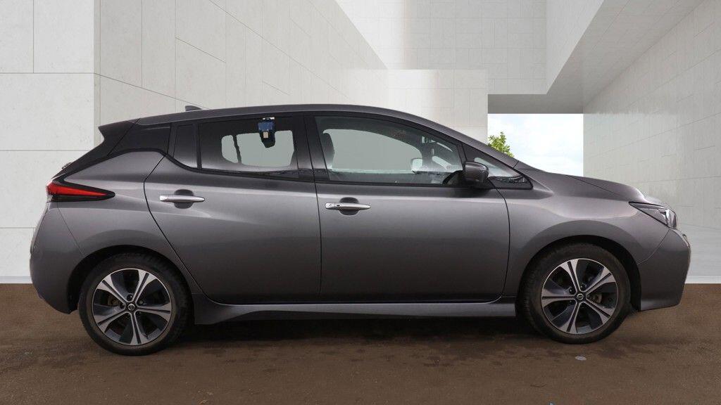 2021 71 NISSAN LEAF