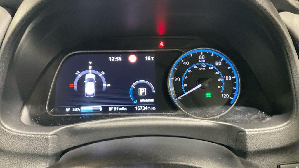 2021 71 NISSAN LEAF
