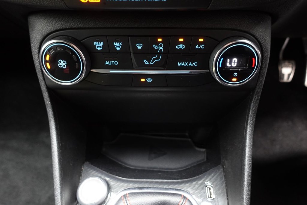 2019 Ford Fiesta — image 24