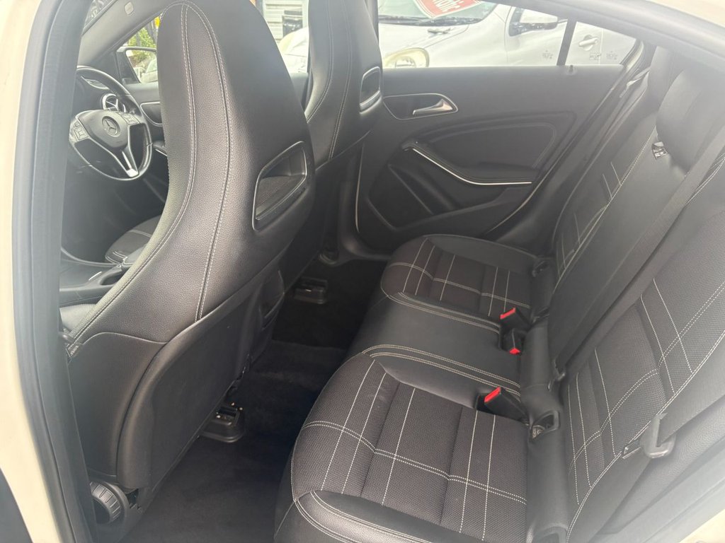 2015 Mercedes-Benz A-Class — image 14