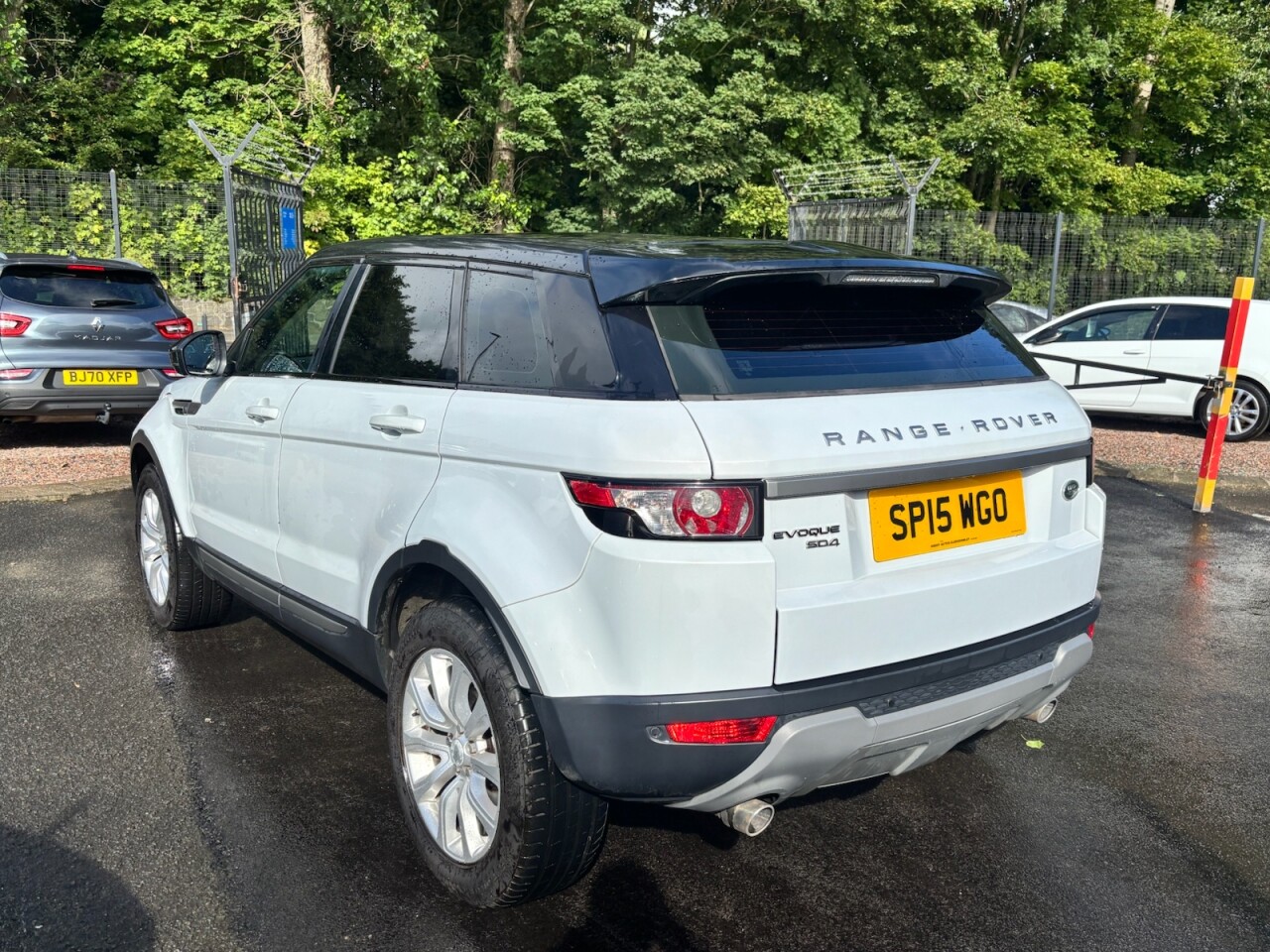 2015 LAND ROVER RANGE ROVER EVOQUE 2.2 SD4 Pure SUV 5dr Diesel Manual 4WD Euro 5 (s/s) (190 ps) - vehicle photo 5 for sale on PureCar