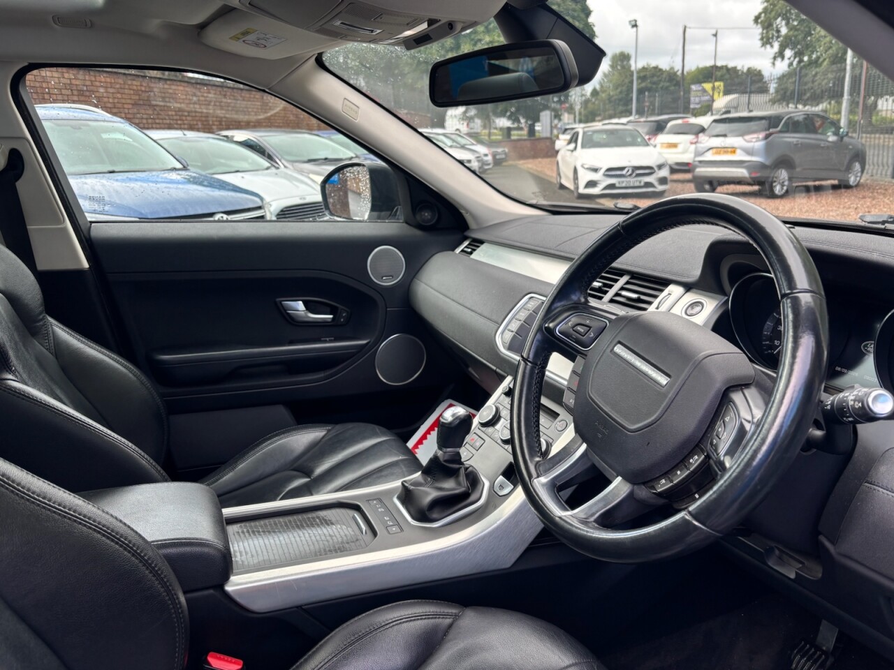 2015 LAND ROVER RANGE ROVER EVOQUE 2.2 SD4 Pure SUV 5dr Diesel Manual 4WD Euro 5 (s/s) (190 ps) - vehicle photo 8 for sale on PureCar