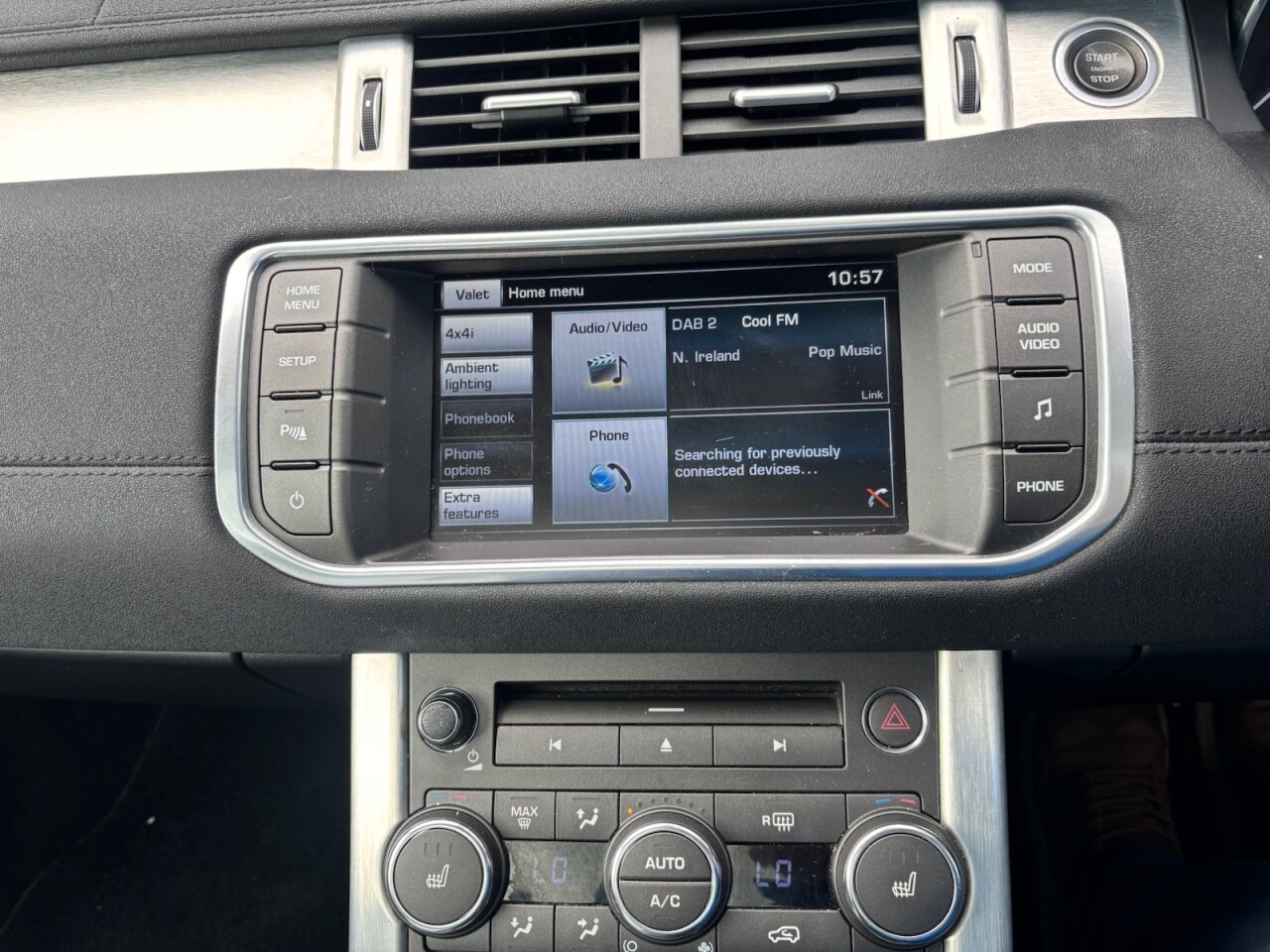 2015 LAND ROVER RANGE ROVER EVOQUE 2.2 SD4 Pure SUV 5dr Diesel Manual 4WD Euro 5 (s/s) (190 ps) - vehicle photo 12 for sale on PureCar