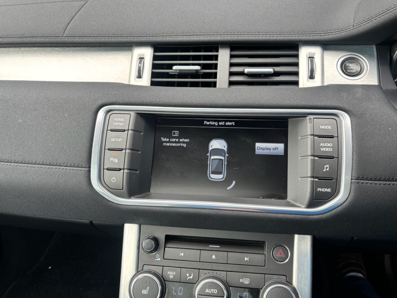 2015 LAND ROVER RANGE ROVER EVOQUE 2.2 SD4 Pure SUV 5dr Diesel Manual 4WD Euro 5 (s/s) (190 ps) - vehicle photo 13 for sale on PureCar