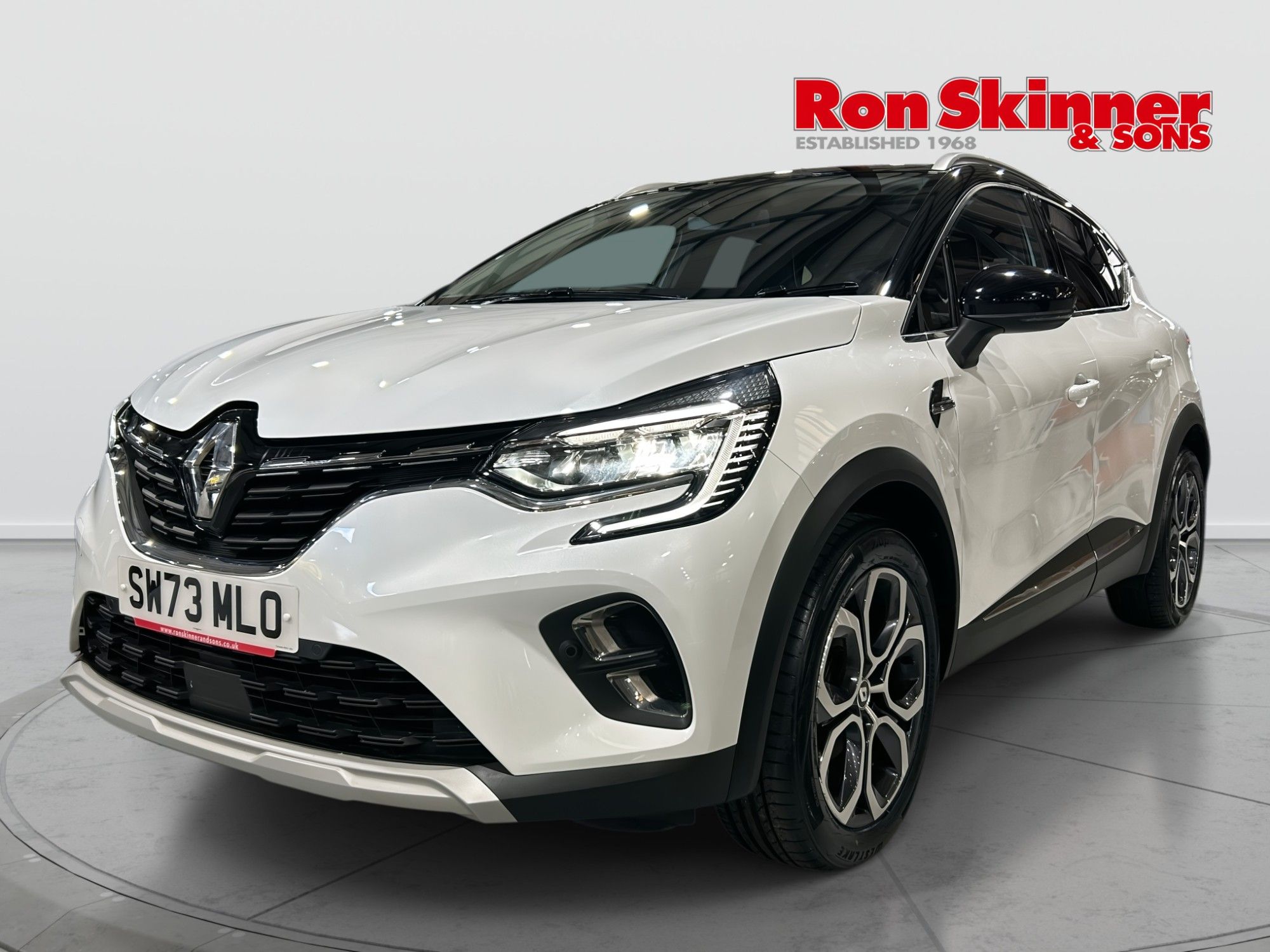 2024 Renault Captur — image 2