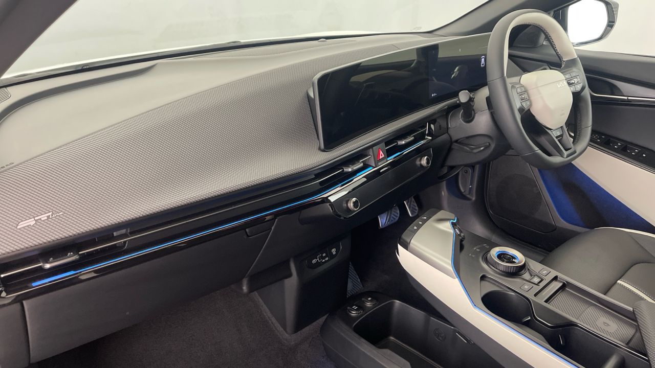 2025 KIA EV6 84kWh GT-Line Hatchback 5dr Electric Auto (225 bhp) - vehicle photo 8 for sale on PureCar