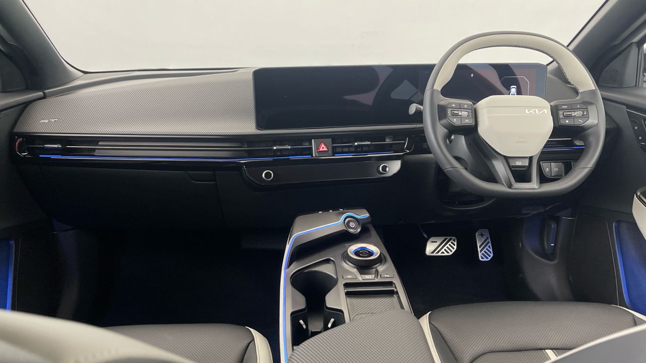 2025 KIA EV6 84kWh GT-Line Hatchback 5dr Electric Auto (225 bhp) - vehicle photo 9 for sale on PureCar