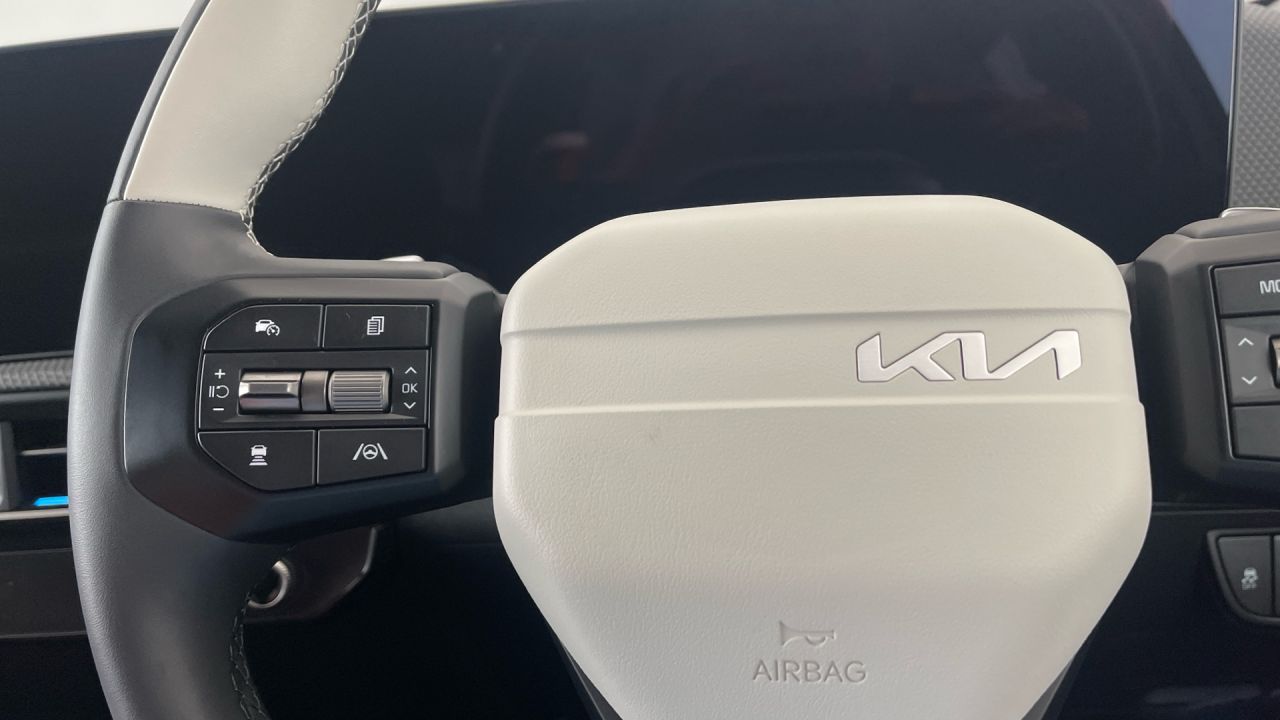 2025 KIA EV6 84kWh GT-Line Hatchback 5dr Electric Auto (225 bhp) - vehicle photo 19 for sale on PureCar