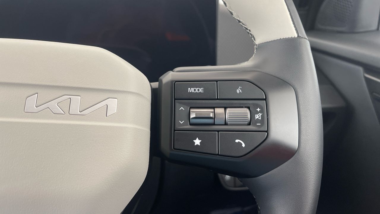 2025 KIA EV6 84kWh GT-Line Hatchback 5dr Electric Auto (225 bhp) - vehicle photo 20 for sale on PureCar