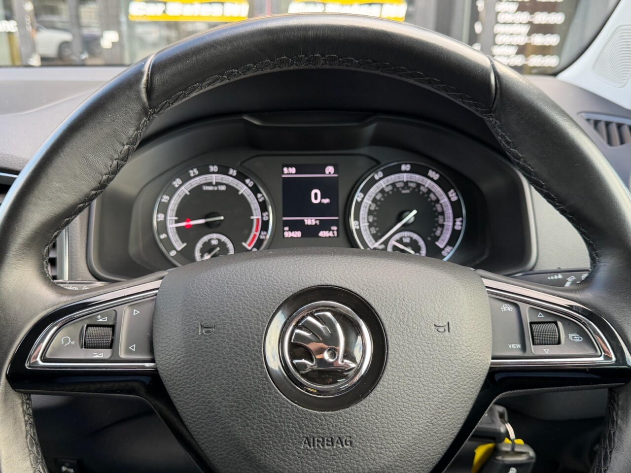 2019 SKODA KAROQ 1.6 TDI SE SUV 5dr Diesel Manual Euro 6 (s/s) (115 ps) - vehicle photo 11 for sale on PureCar