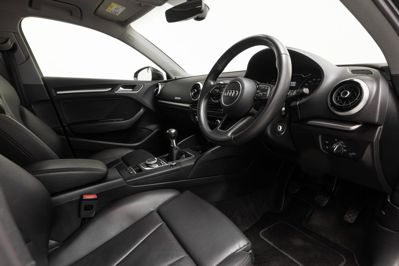 2019 AUDI A3 1.6 TDI 30 Sport Saloon 4dr Diesel Manual Euro 6 (s/s) (116 ps) - vehicle photo 10 for sale on PureCar