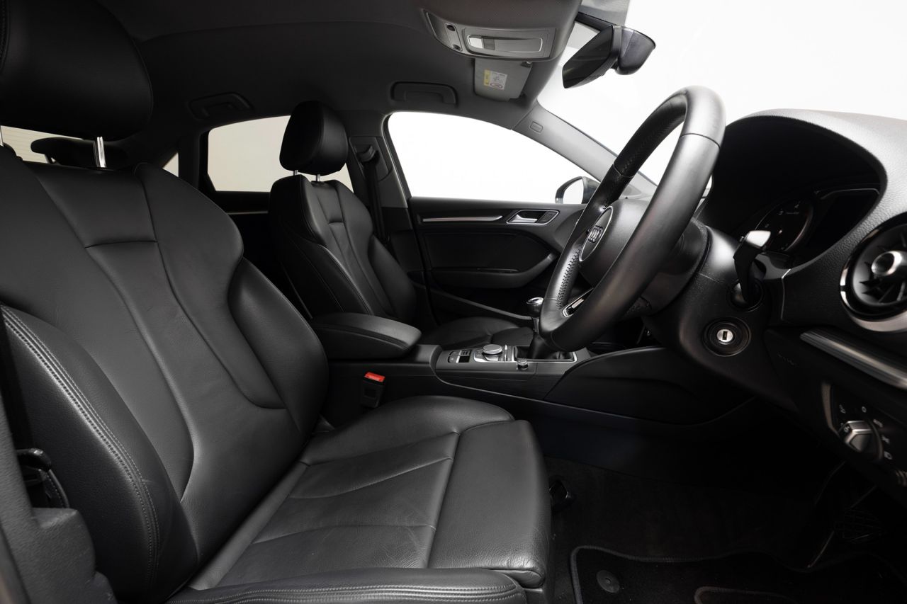2019 AUDI A3 1.6 TDI 30 Sport Saloon 4dr Diesel Manual Euro 6 (s/s) (116 ps) - vehicle photo 12 for sale on PureCar