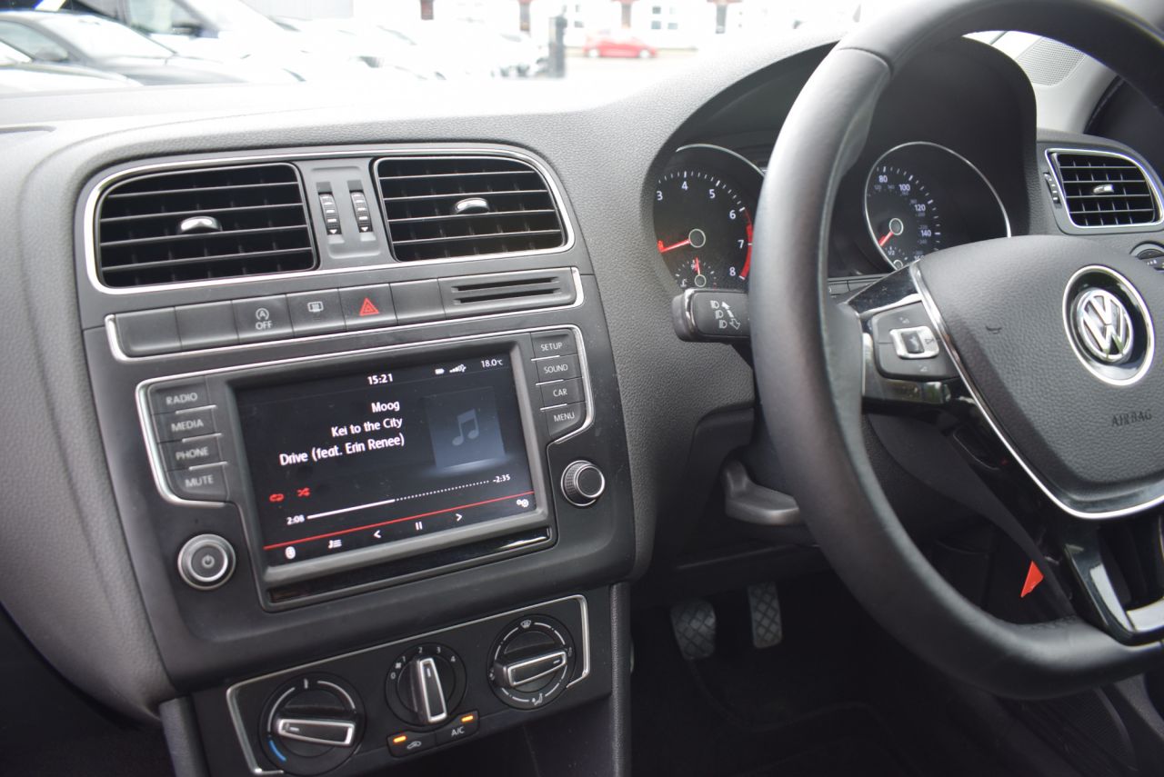 2015 VOLKSWAGEN POLO 1.0 BlueMotion Tech SE Hatchback 5dr Petrol Manual Euro 6 (s/s) (60 ps) Ful - vehicle photo 24 for sale on PureCar