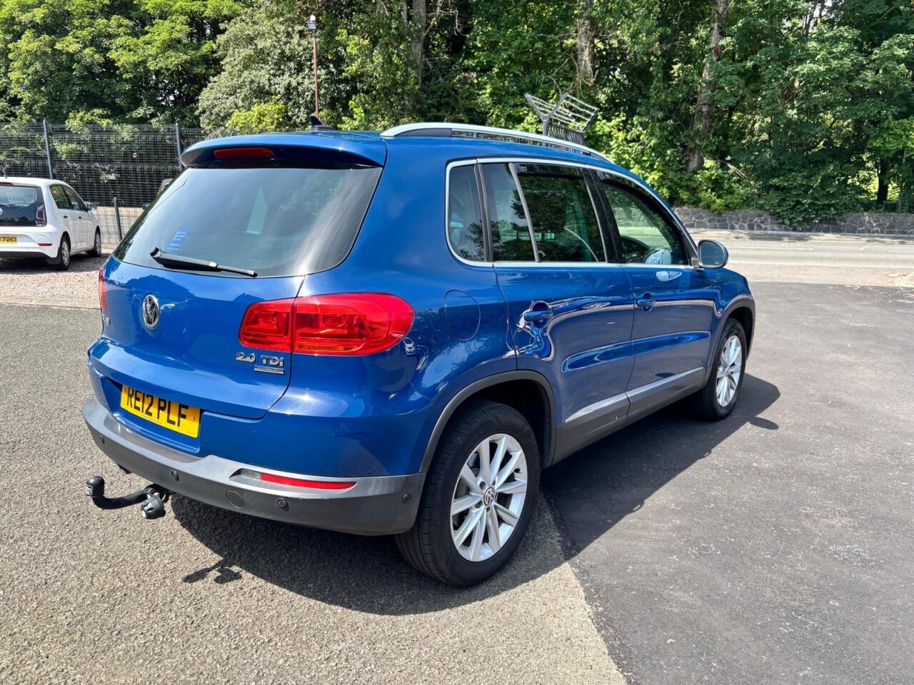 2012 VOLKSWAGEN TIGUAN 2.0 TDI BlueMotion Tech SE SUV 5dr Diesel Manual 4WD Euro 5 (s/s) (140 ps) - vehicle photo 7 for sale on PureCar