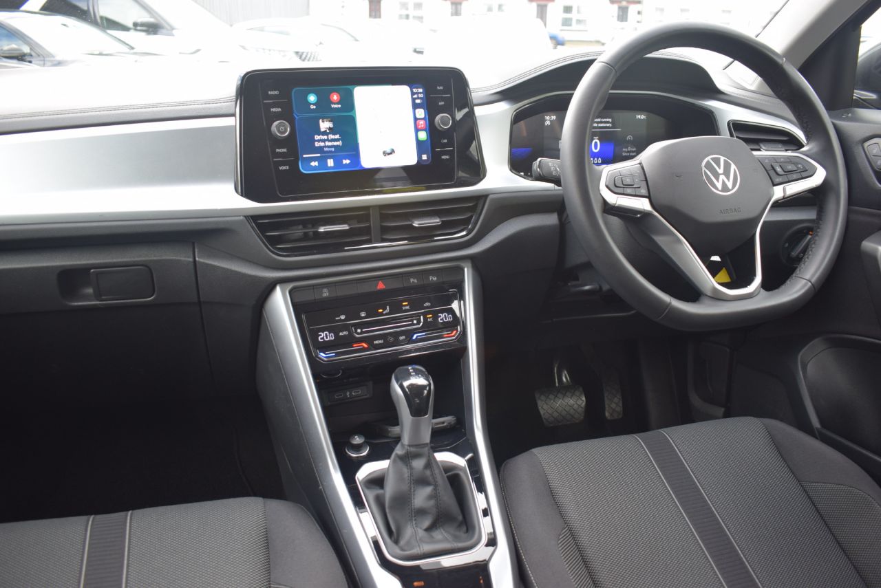 2023 VOLKSWAGEN T-ROC 1.5 TSI Life SUV 5dr Petrol DSG Euro 6 (s/s) (150 ps) Android Auto/Apple Ca - vehicle photo 18 for sale on PureCar