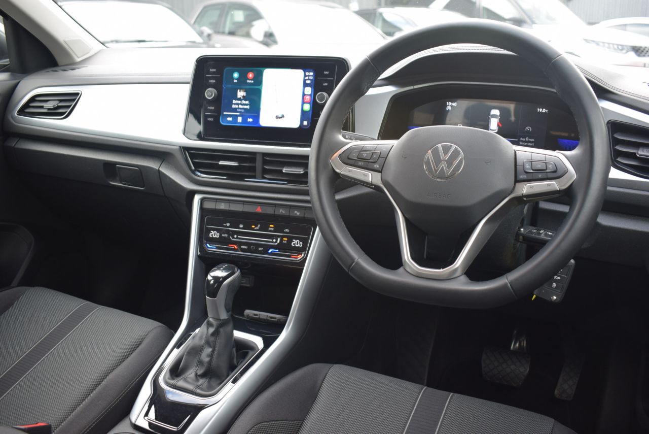 2023 VOLKSWAGEN T-ROC 1.5 TSI Life SUV 5dr Petrol DSG Euro 6 (s/s) (150 ps) Android Auto/Apple Ca - vehicle photo 20 for sale on PureCar