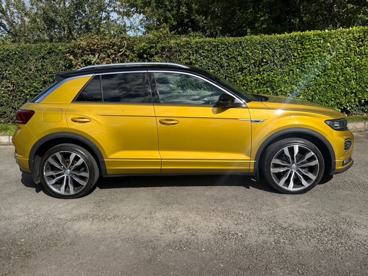 2019 VOLKSWAGEN T-ROC 1.5 TSI GPF EVO R-Line SUV 5dr Petrol Manual Euro 6 (s/s) (150 ps) - vehicle photo 17 for sale on PureCar