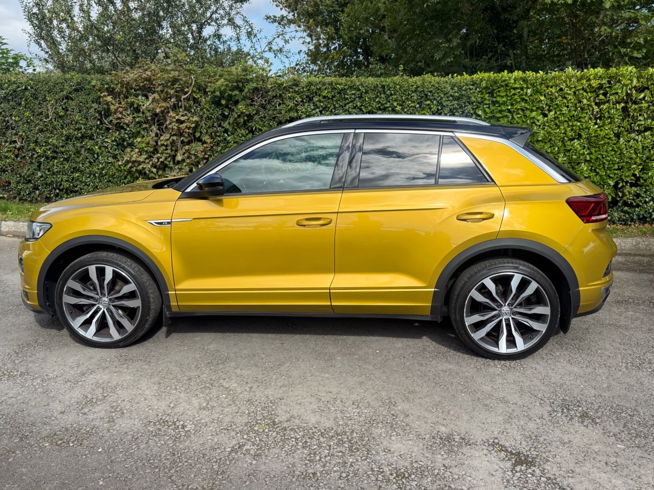 2019 VOLKSWAGEN T-ROC 1.5 TSI GPF EVO R-Line SUV 5dr Petrol Manual Euro 6 (s/s) (150 ps) - vehicle photo 18 for sale on PureCar