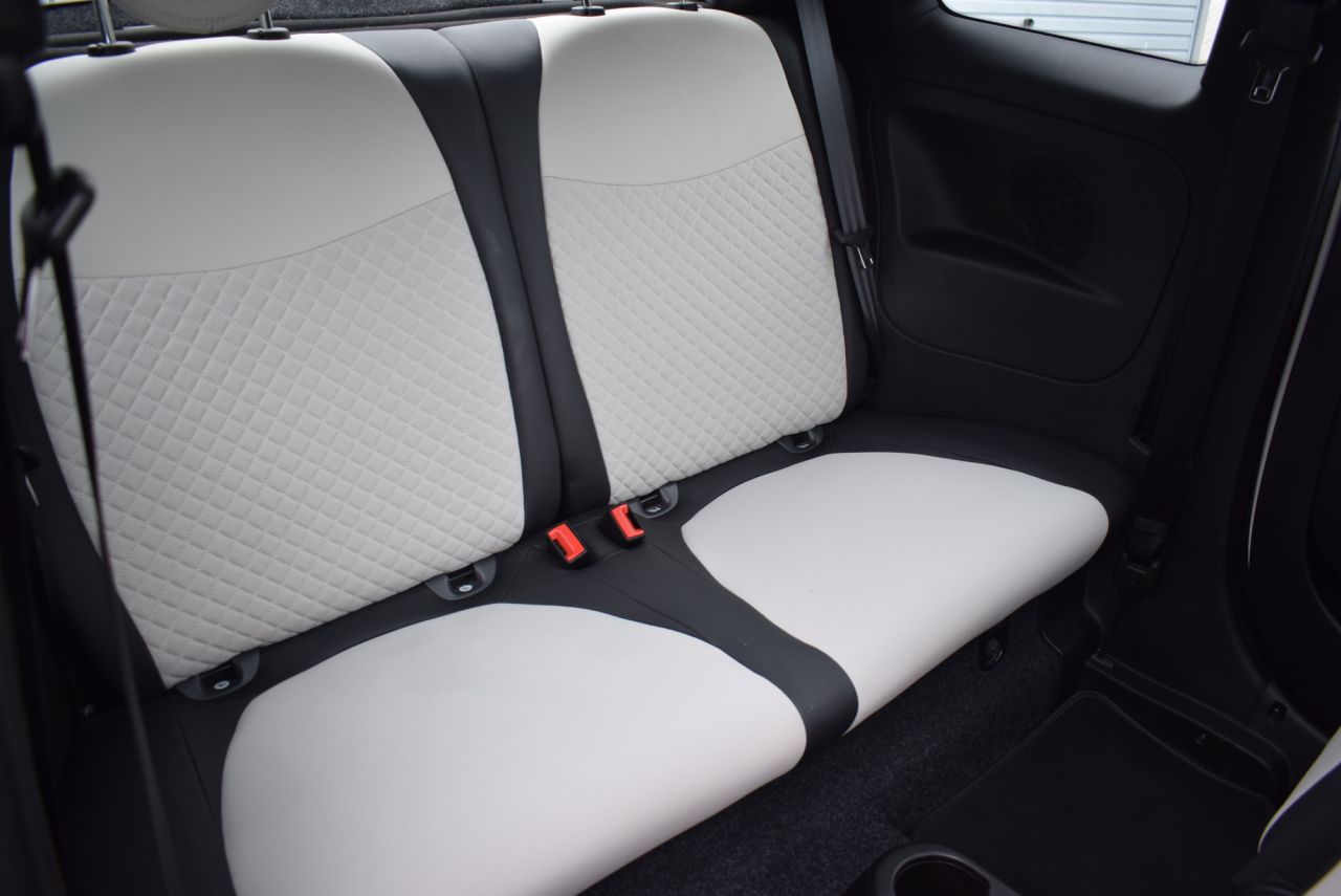 2022 FIAT 1.0 MHEV Dolcevita Hatchback 3dr Petrol Manual Euro 6 (s/s) (70 bhp) Apple - vehicle photo 18 for sale on PureCar
