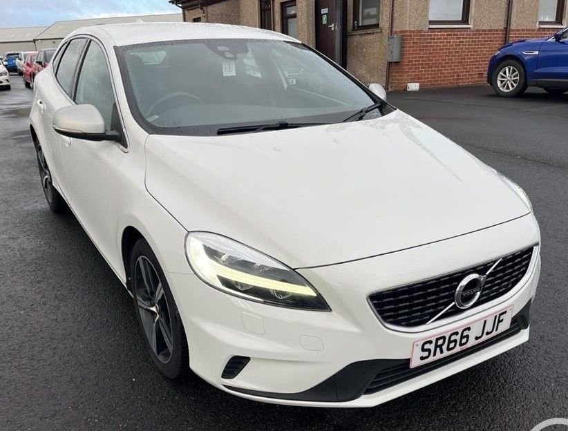 2016 Volvo V40